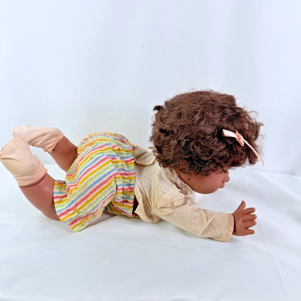 1989 Oopsie Daisy Crawling African American Doll by‎ Tyco Industries Working
